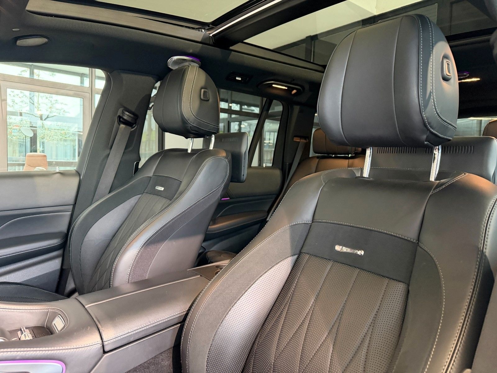 Mercedes-Benz GLS63 AMG 4M+|PANO|CARBON|MASSAGE0|3D-BURM|MB100 foto 22