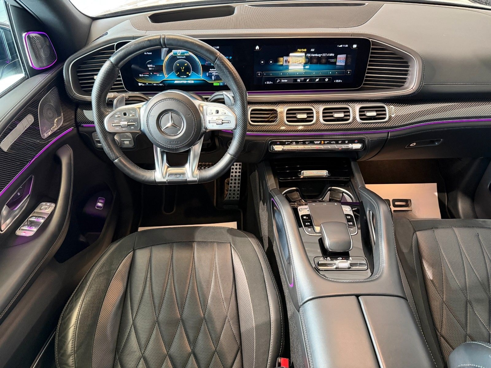 Mercedes-Benz GLS63 AMG 4M+|PANO|CARBON|MASSAGE0|3D-BURM|MB100 foto 23