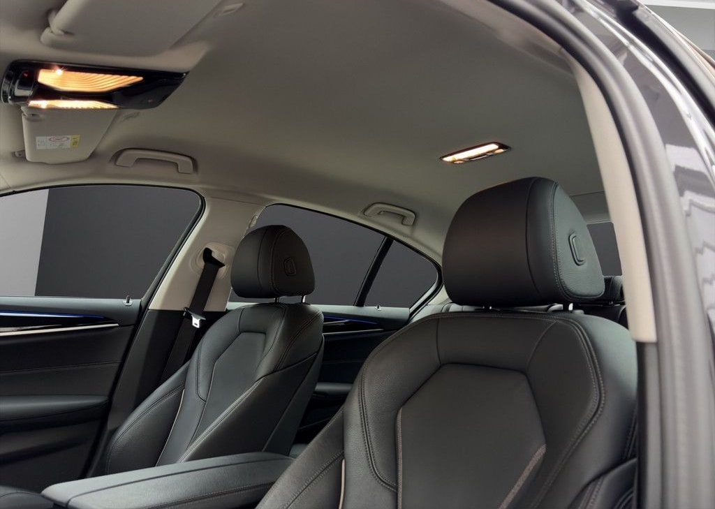 BMW 530d Lim. LED NAVI LEDER ACC KEYLESS KAMERA 17" foto 18