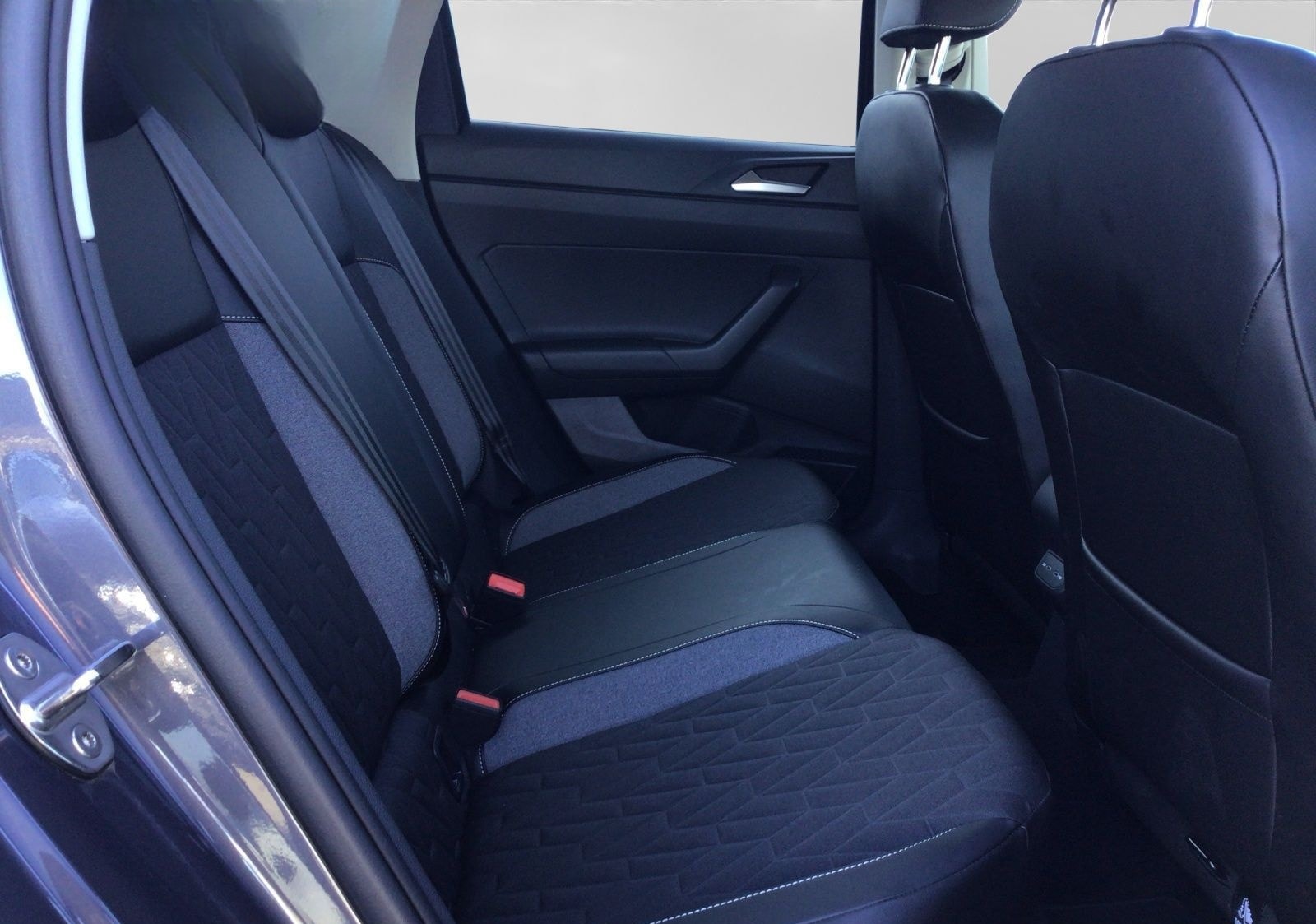 Volkswagen Taigo 1.0 TSI GOAL ACC LED NAVI CLIMATRONIC foto 6