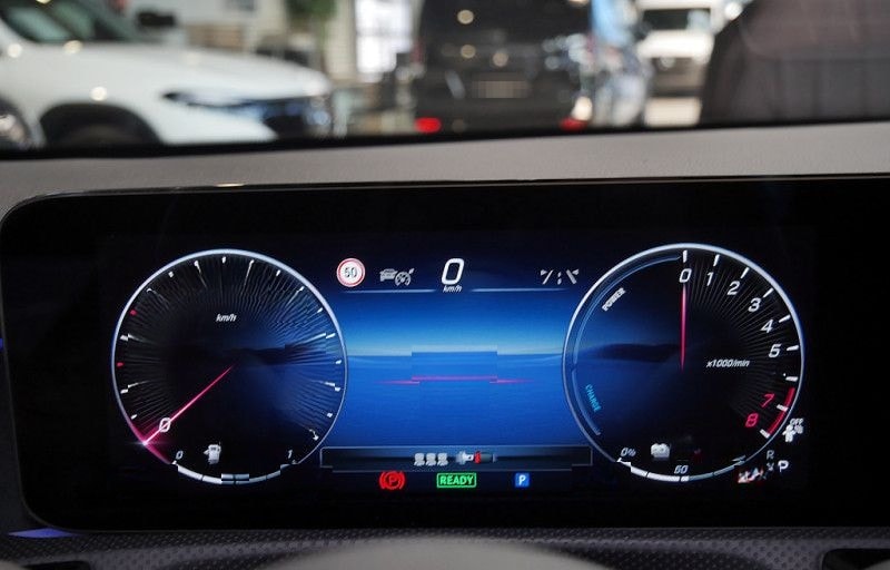 Mercedes-Benz CLA 250 e SB , AMG BURM NIGHT MEMO MULTI 360 PDC foto 22