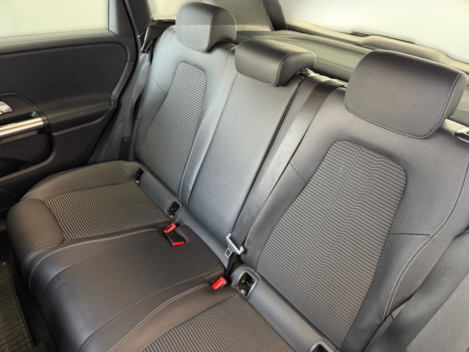 Mercedes-Benz B 200 Progressive LED el-Klappe Navi Sitzhzg. ! foto 13