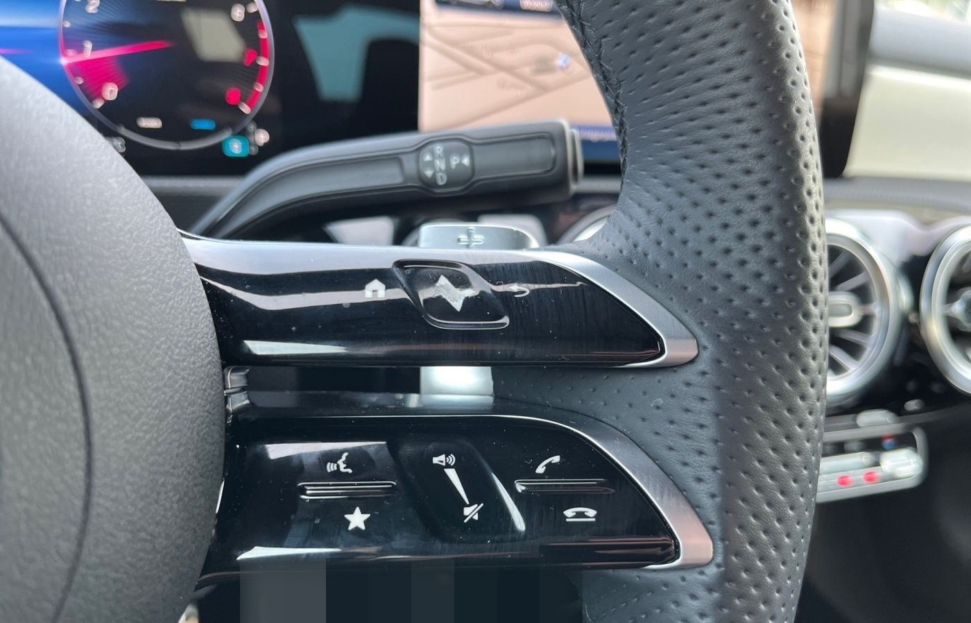 Mercedes-Benz CLA 200 Coupé AMG Night*Multibeam*AmbiLight*KAM* foto 22