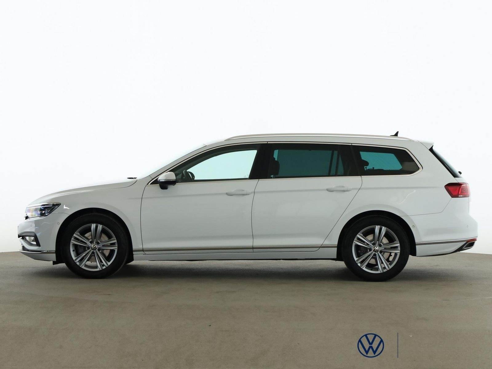 Volkswagen Passat Variant 2.0 TDI Elegance+DSG+AHK+MATRIX foto 3