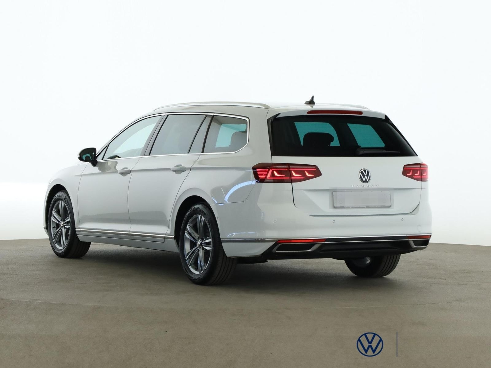 Volkswagen Passat Variant 2.0 TDI Elegance+DSG+AHK+MATRIX foto 4