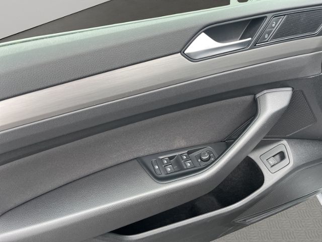 Volkswagen Passat Variant 1.5 TSI OPF Conceptline NAVI+LED foto 11