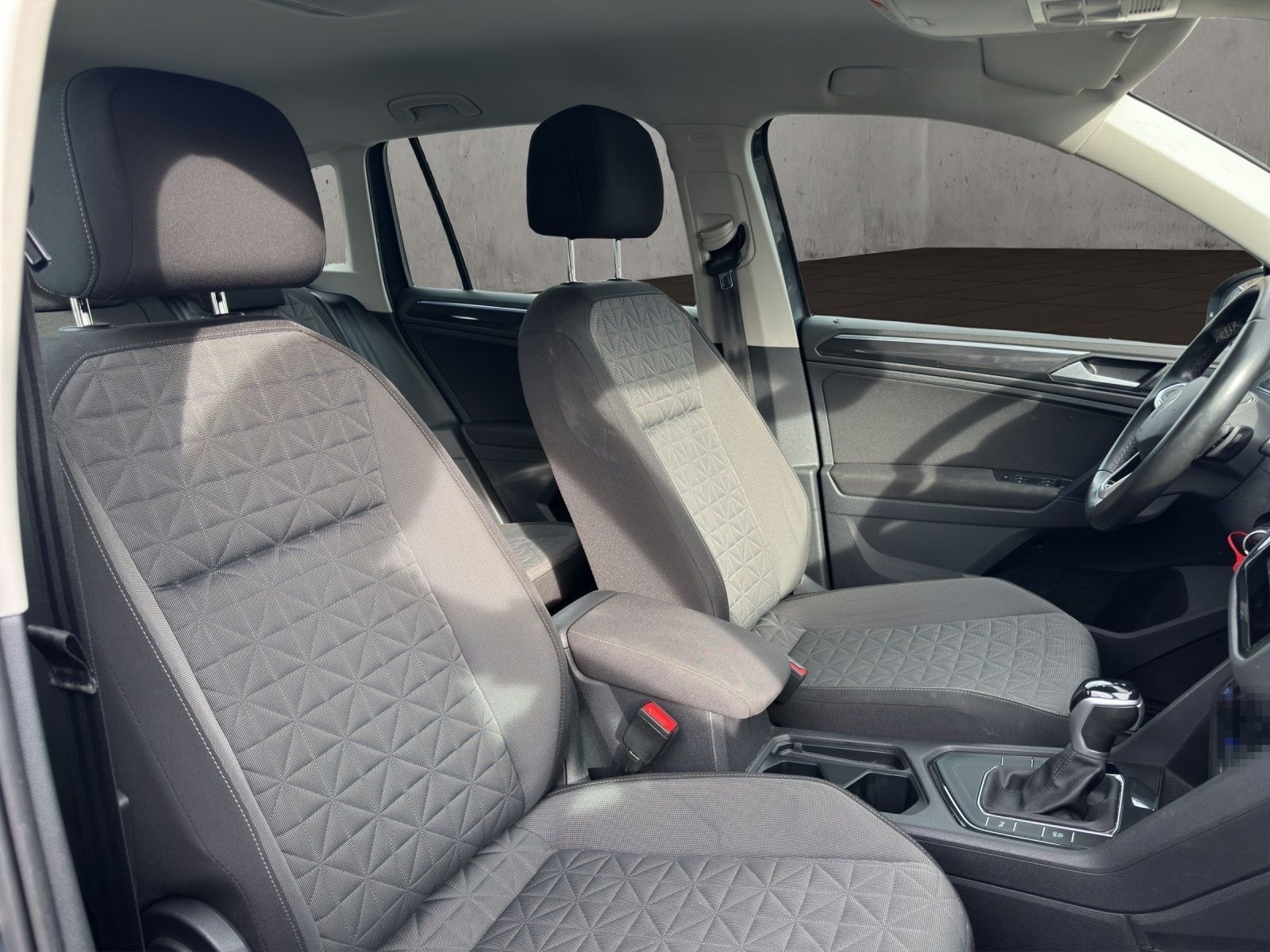 Volkswagen Tiguan Life*NAVI*KAMERA*LED*AHK* foto 15