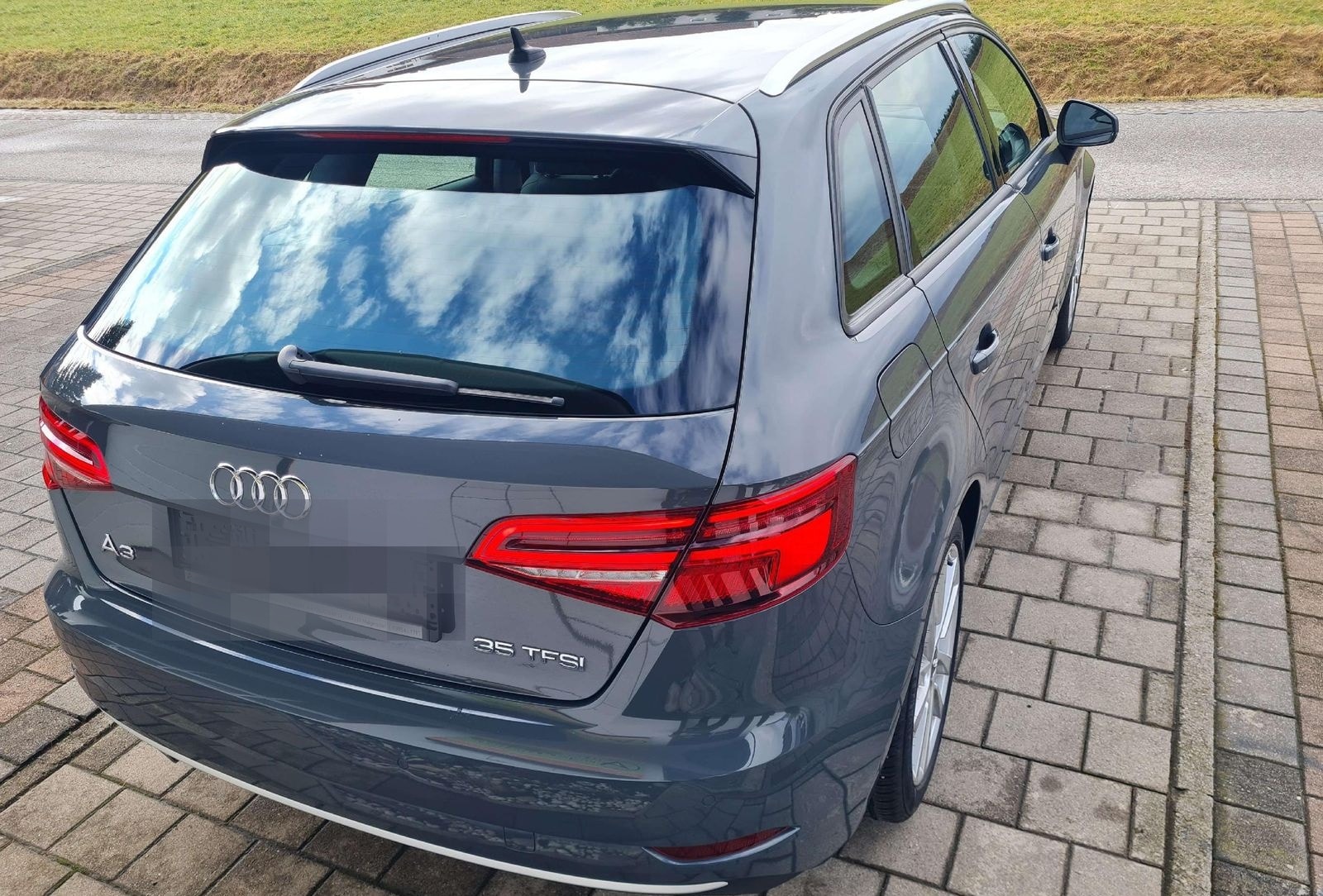 Audi A3 35 TFSI sport Navi/Anhängekupplung/Sitzheizun foto 9