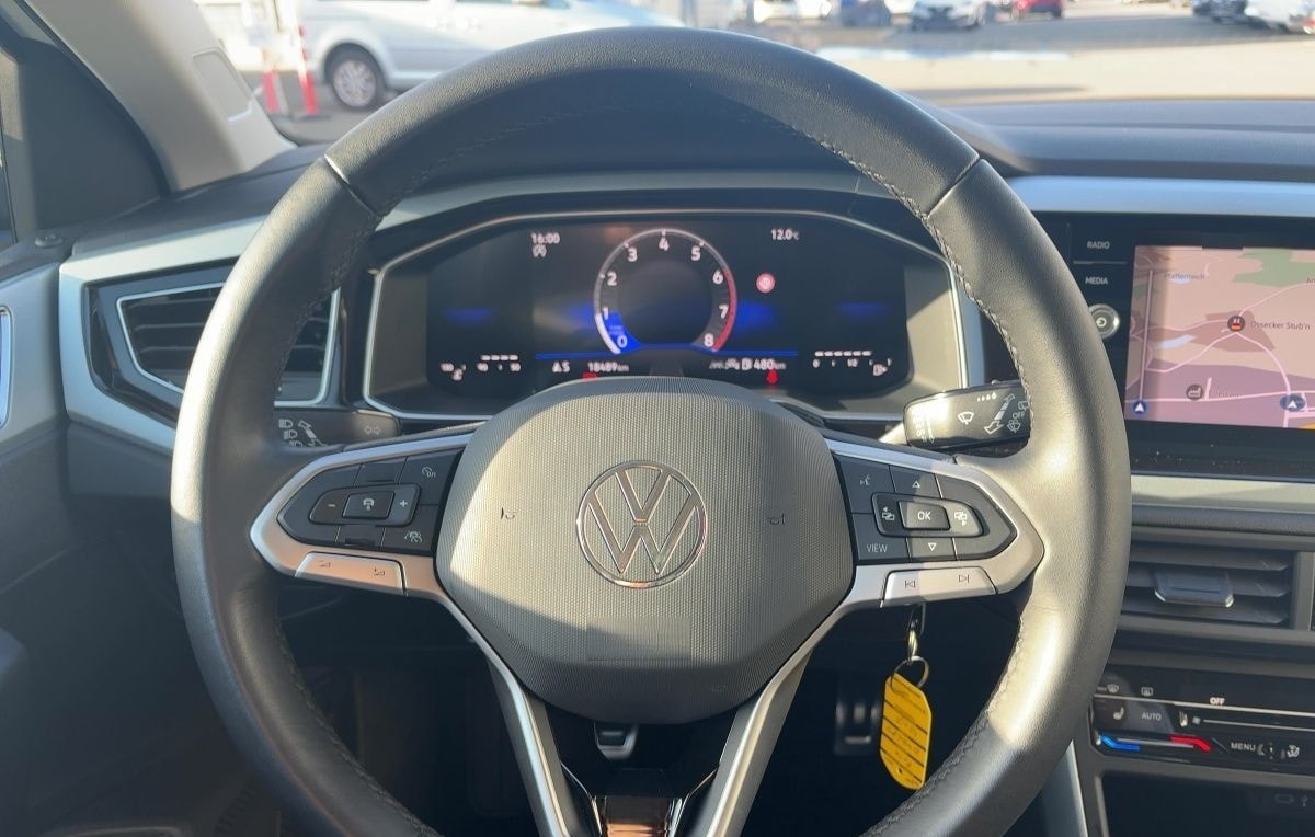 Volkswagen Polo 1.0 TSI GOAL LED+NAVI+ACC+SHZ+2xPDC+DAB+ALU foto 10