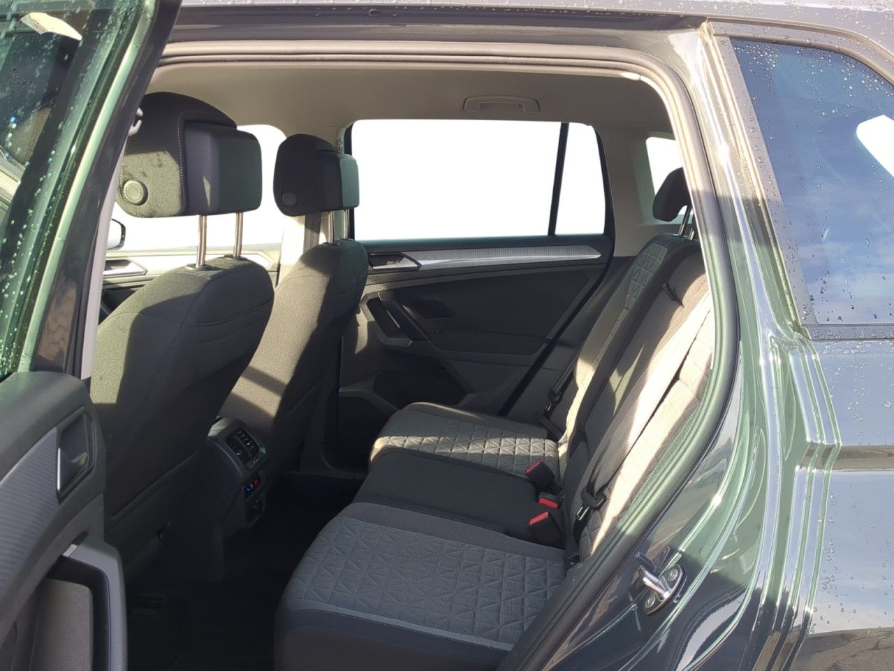 Volkswagen TIGUAN Plug-in Hybrid+LED+PDC+ACC+DAB+LM+ALS foto 15