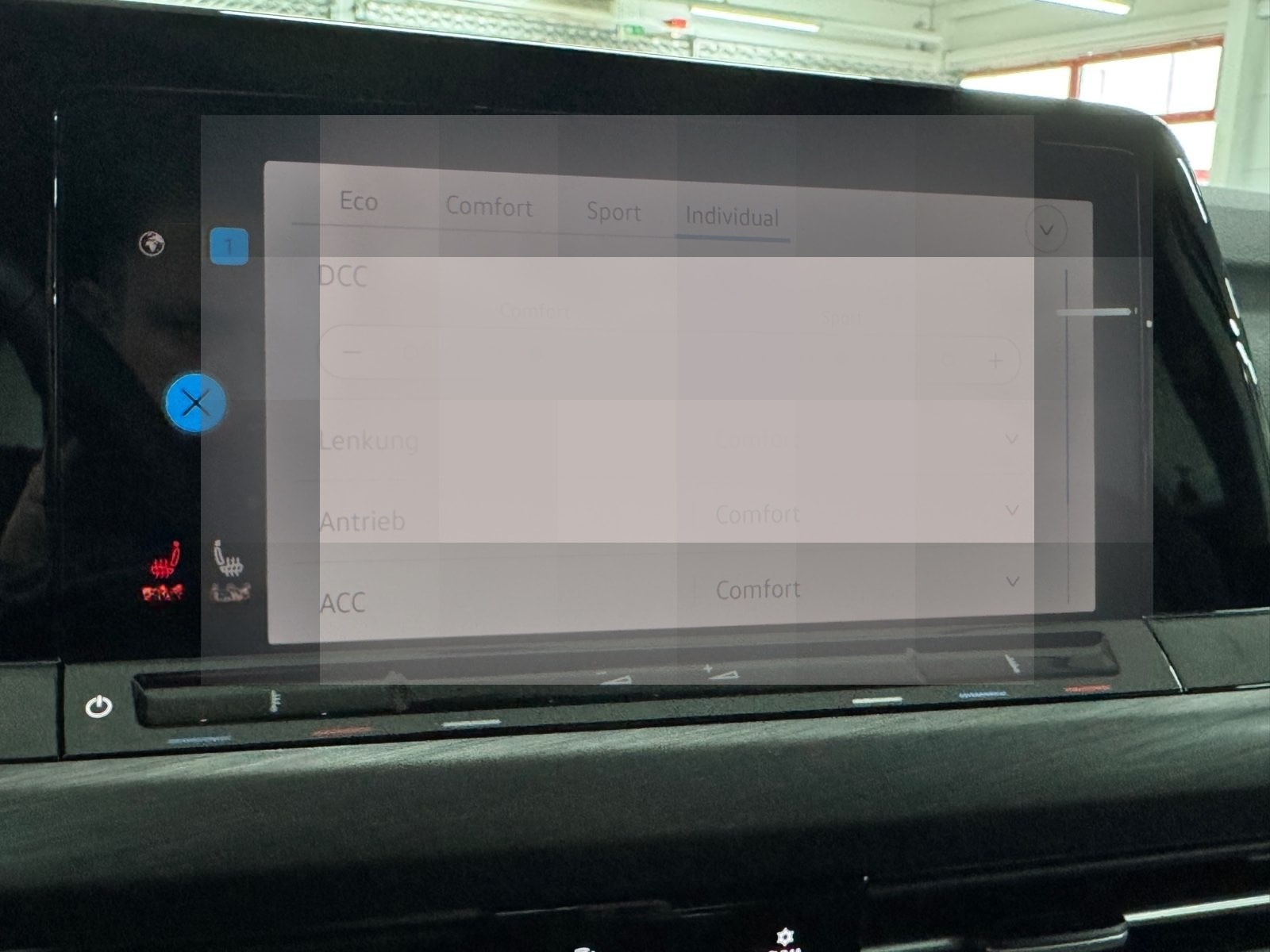 Volkswagen Golf VIII Lim. Style IQ LIGHT/CARPLAY/U-FREI/TOP foto 14