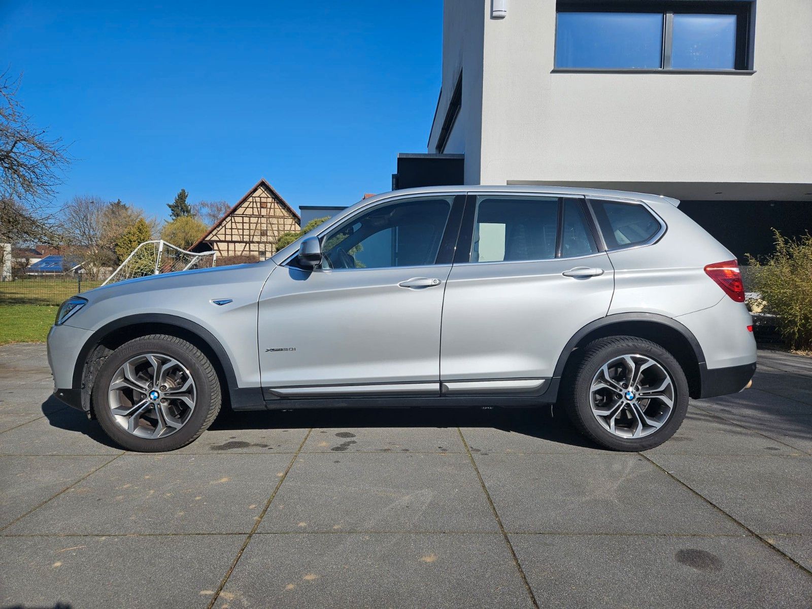 BMW X3 xDrive 20 i xLine **AHK/HEAD-UP/NAVI** foto 8