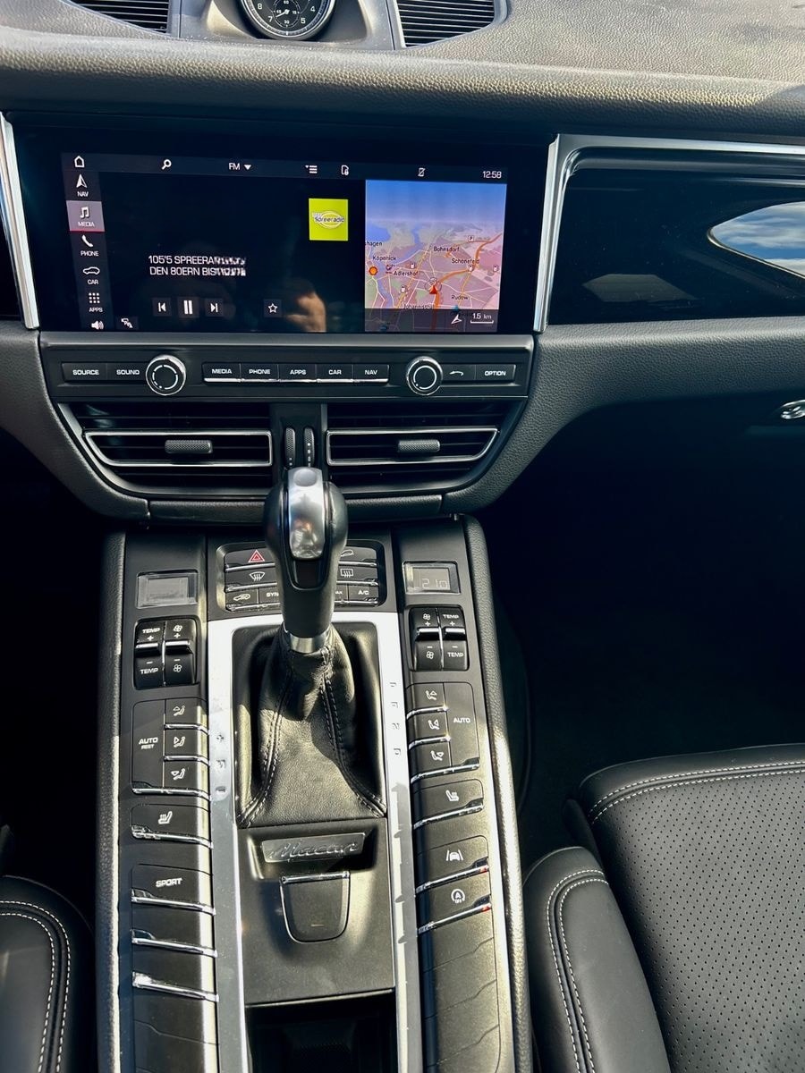 Porsche Macan LED,Navi,Kamera,PDC,Spur.Temp.BOSE,R21 foto 12