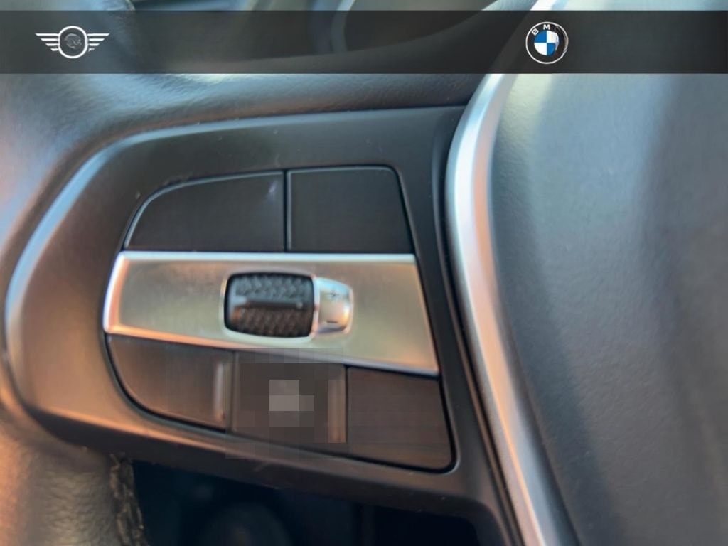 BMW 120 d xDrive Sport Line LED PDC KLIMA PANO foto 19