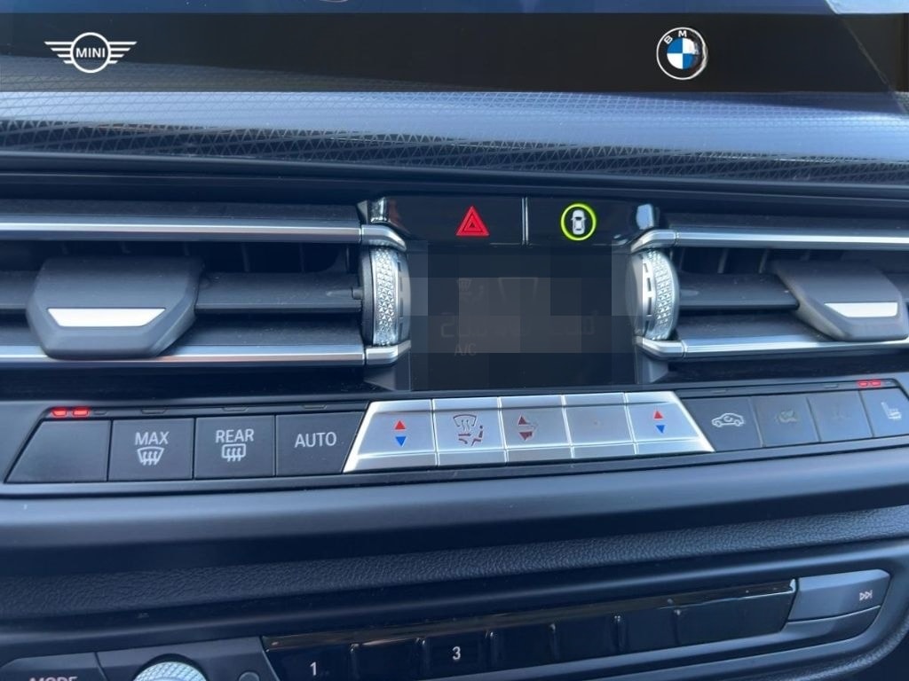 BMW 120 d xDrive Sport Line LED PDC KLIMA PANO foto 20