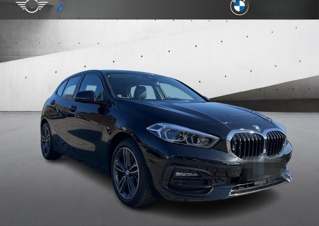BMW 120 d xDrive Sport Line LED PDC KLIMA PANO foto 5