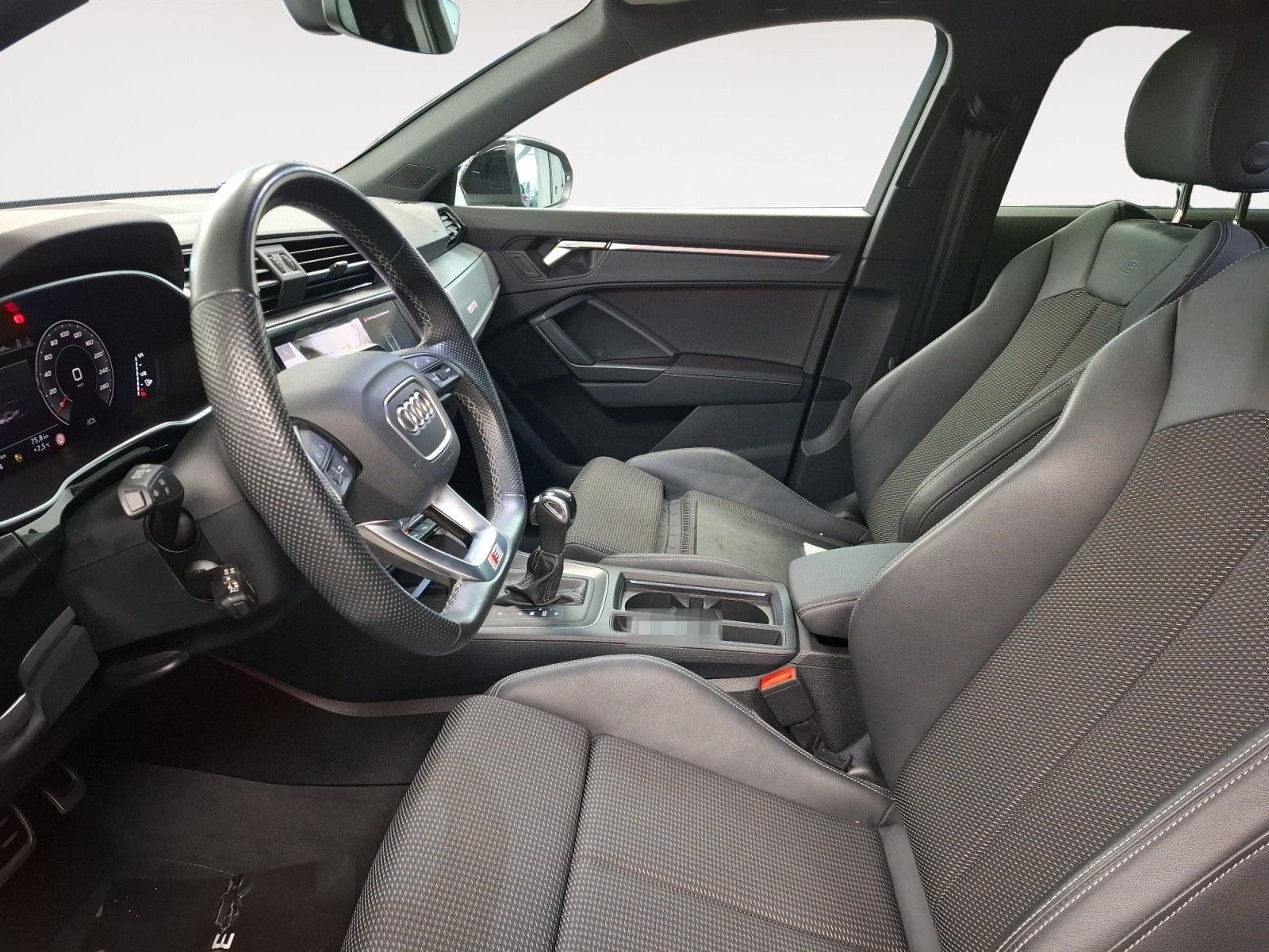 Audi Q3 Sportback 35 TFSI S-Line S-Line AHK RFK foto 7