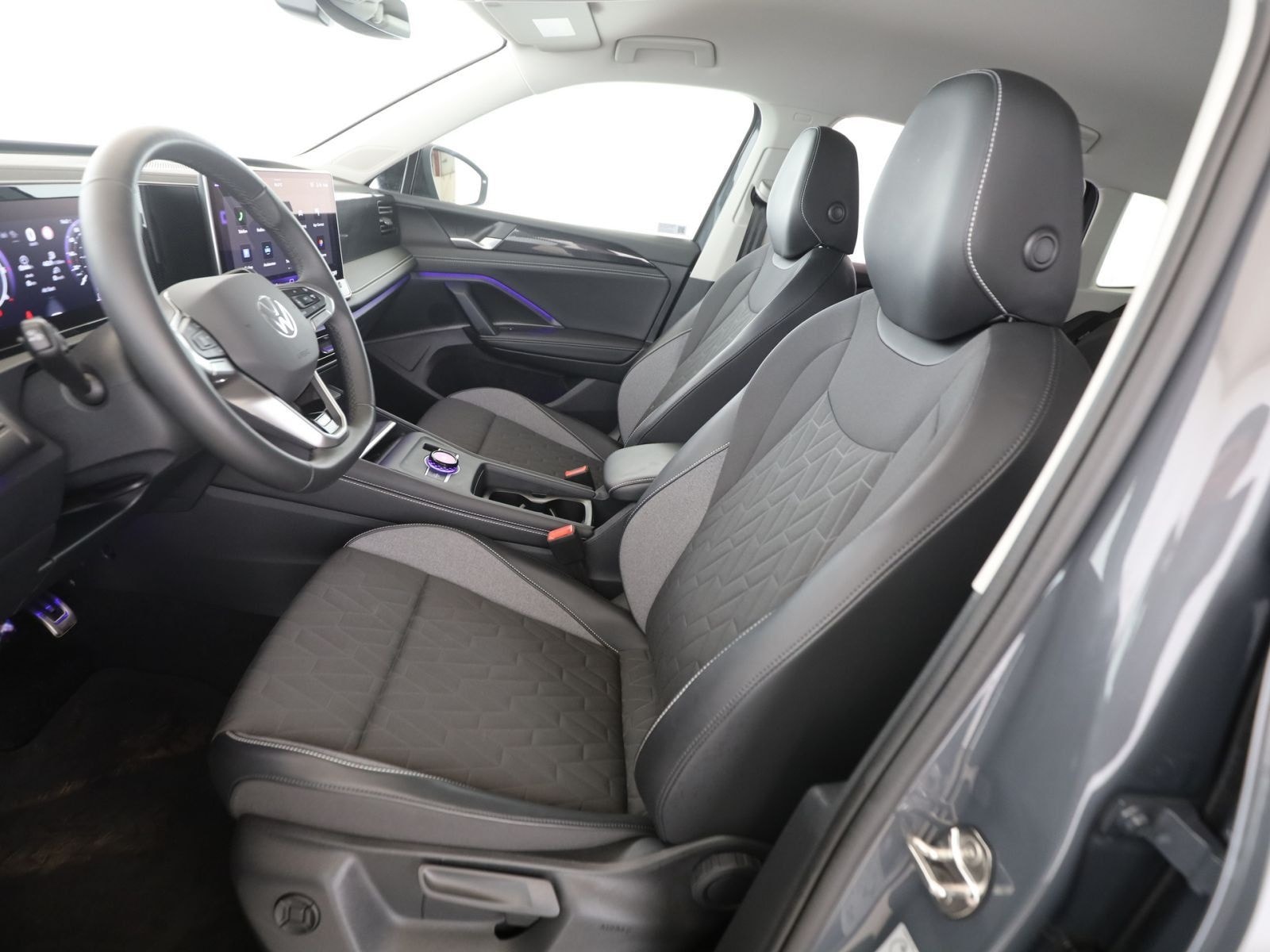 Volkswagen Tiguan 2.0 TDI Goal AHK+LED+RFK+Navi+SHZ+AppleCa foto 19