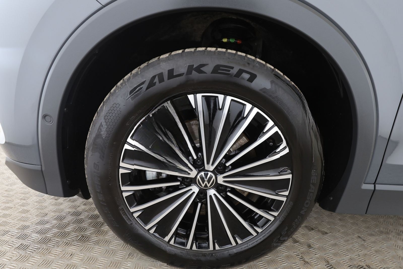 Volkswagen Tiguan 2.0 TDI Goal AHK+LED+RFK+Navi+SHZ+AppleCa foto 22