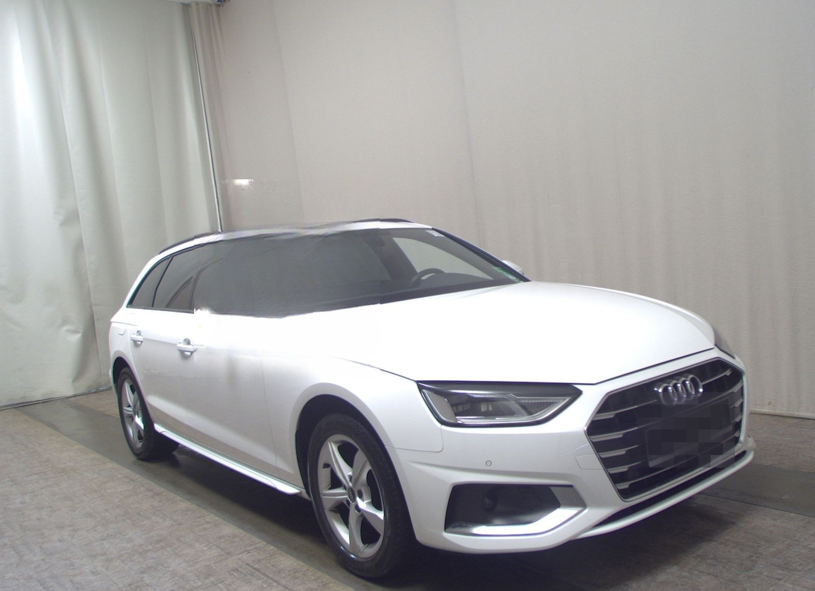 Audi A4 Avant 2.0 TDI advanced T-Leder Navi LED RFK foto 3