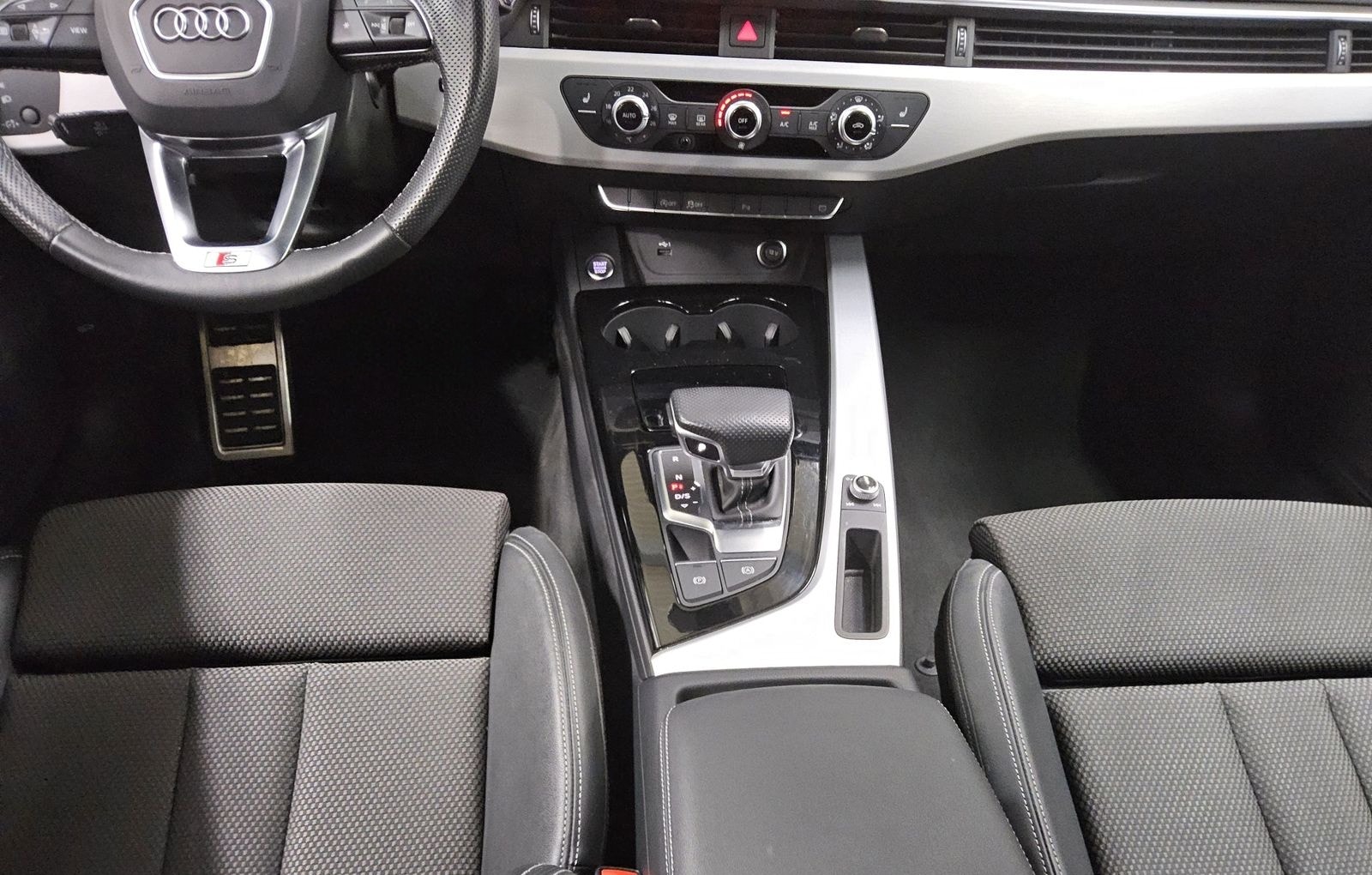 Audi A4 Avant 2.0 TDI advanced T-Leder Navi LED RFK foto 6