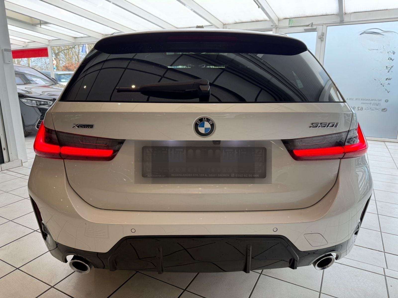 BMW 330 i xDrive M Sport Pano AHK Garantie foto 8