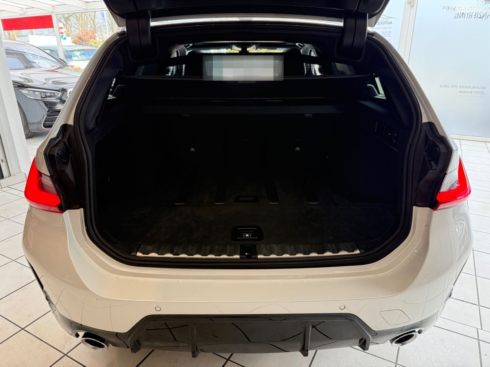 BMW 330 i xDrive M Sport Pano AHK Garantie foto 9