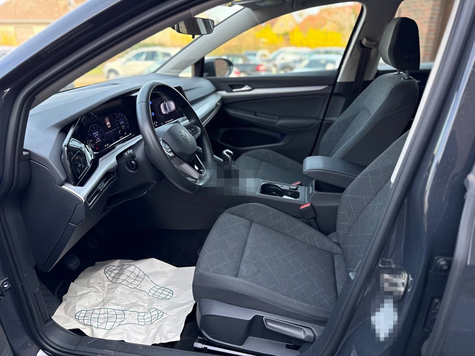 Volkswagen Golf VIII 1.5 TSI Lim. Life I LED I NAV I PDC I foto 12