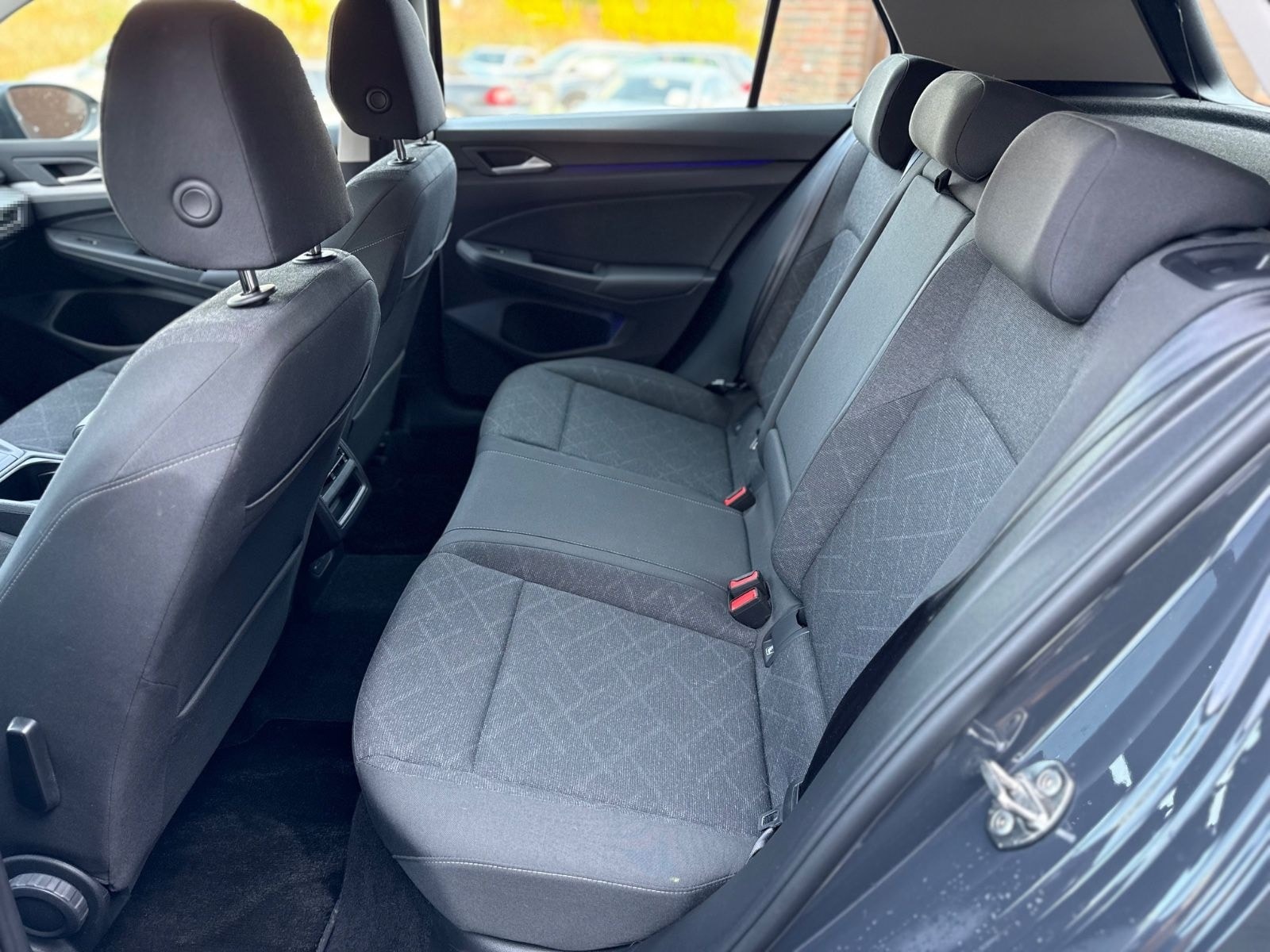 Volkswagen Golf VIII 1.5 TSI Lim. Life I LED I NAV I PDC I foto 16