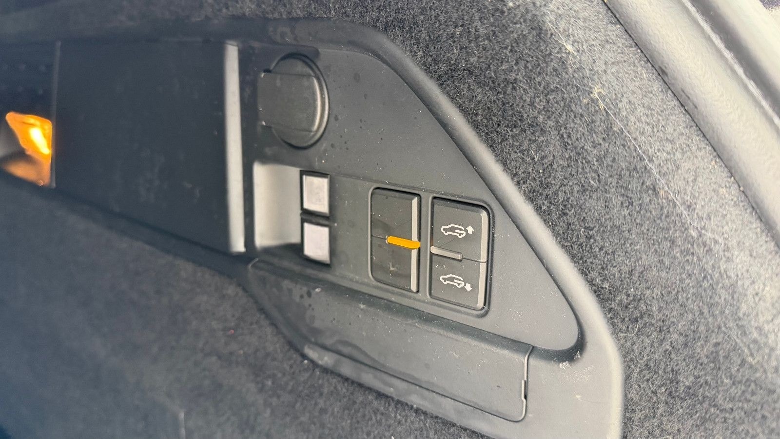 Volkswagen Touareg 3.0 V6 R Line LTDI SCR Exclusive BMT foto 8