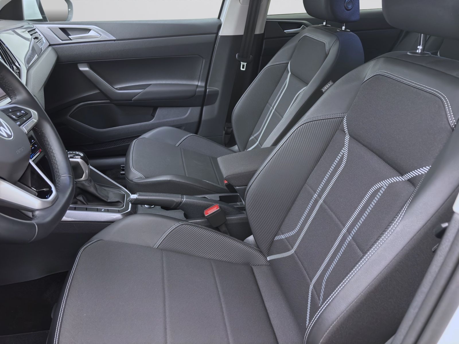 Volkswagen Taigo 1.0 TSI DSG STYLE IQ.LIGHT KAMERA ACC SITZ foto 9