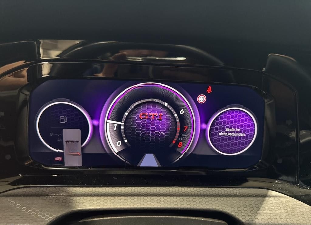 Volkswagen Golf VIII 2.0 TSI GTI Clubsport H/K KAMERA PANO foto 5