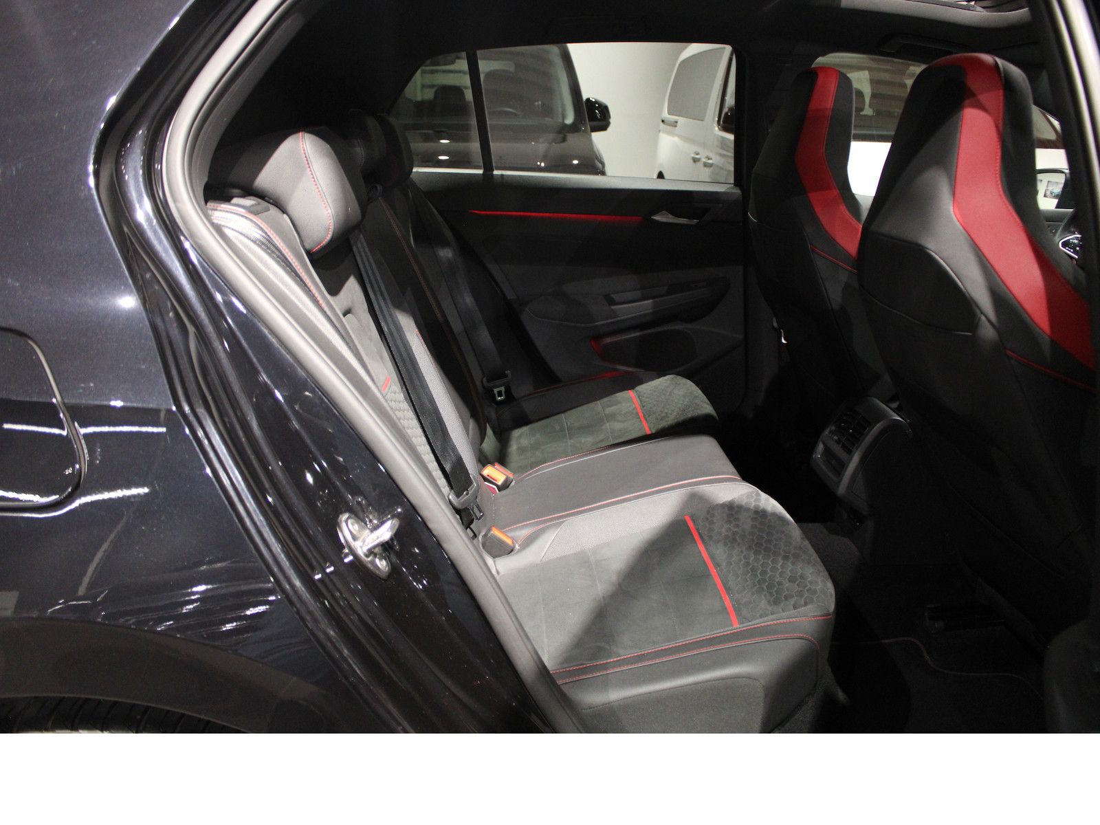 Volkswagen Golf GTI Clubsport MATRIX*PANO*SHZ*NAVI*VIRT* foto 24