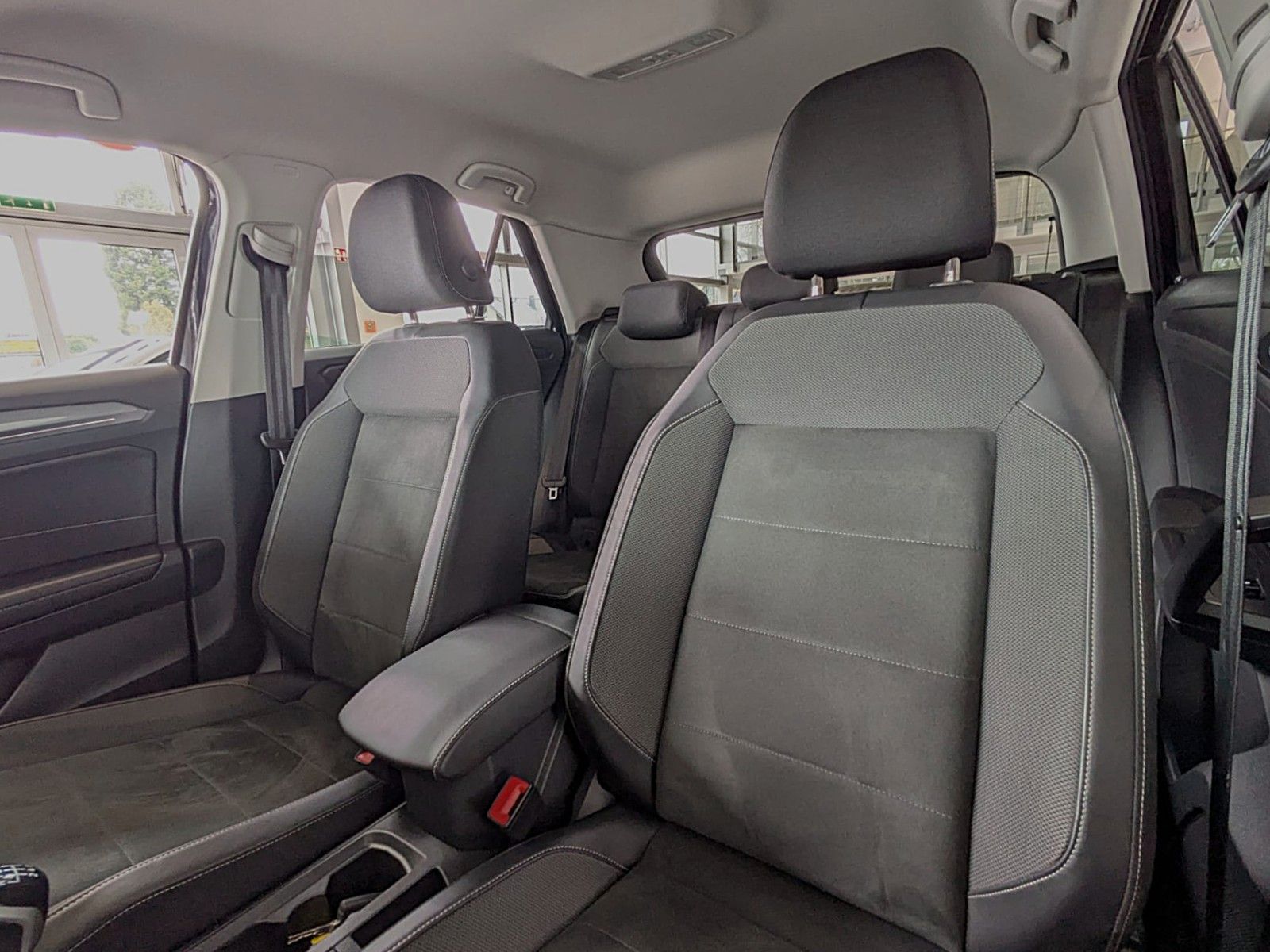 Volkswagen T-Roc 2.0 TDI STYLE NAVI SHZ ACC LED CAM AHK foto 23