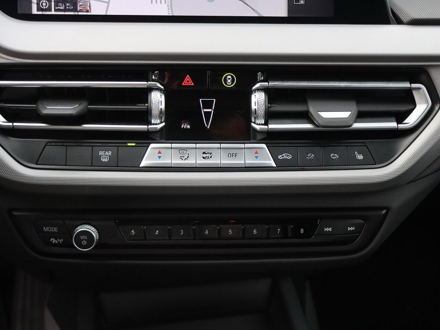 BMW 118i Advantage 17" foto 11