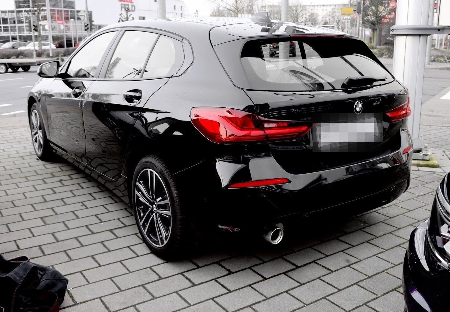 BMW 118i Advantage 17" foto 3