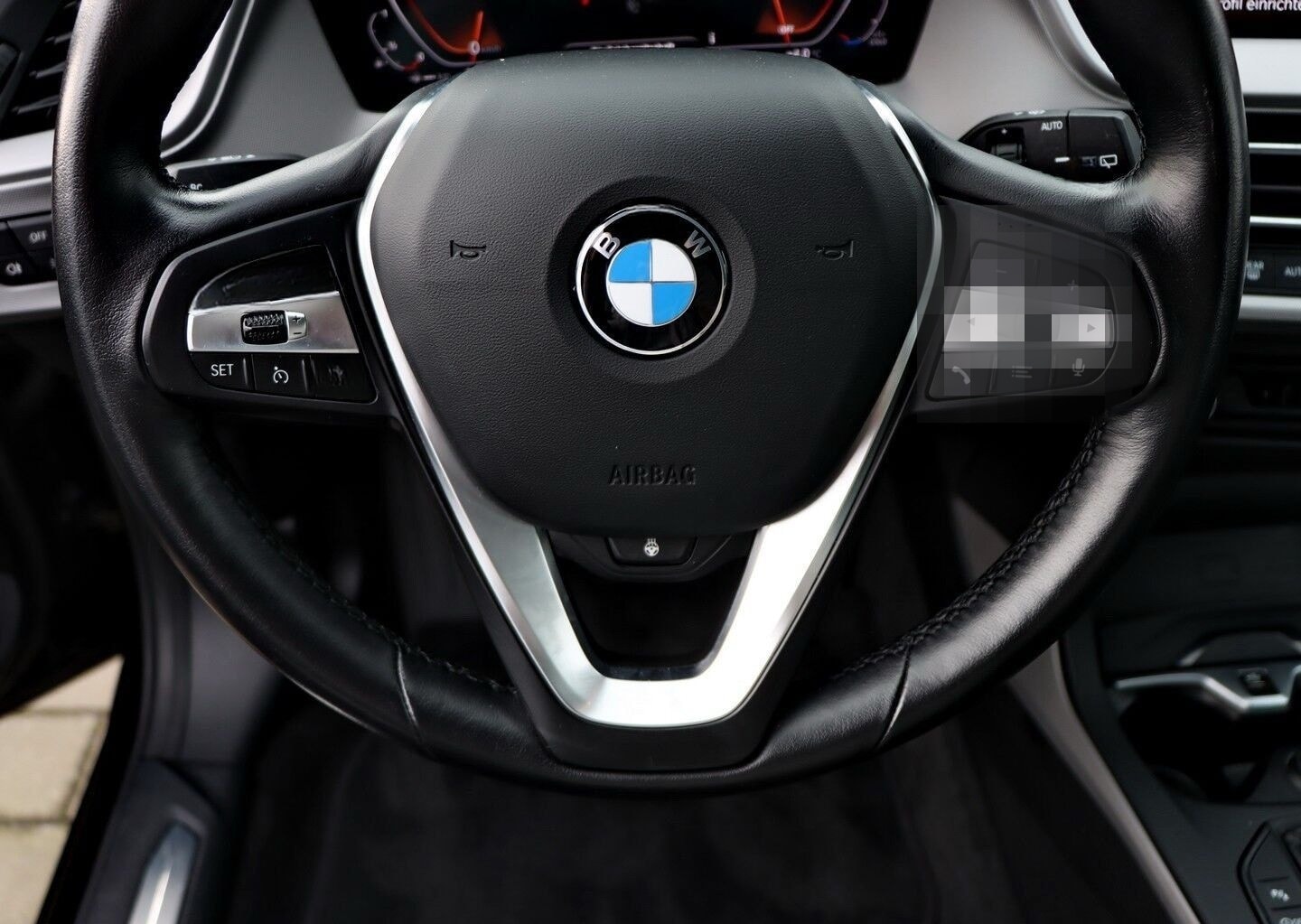 BMW 118i Advantage 17" foto 8