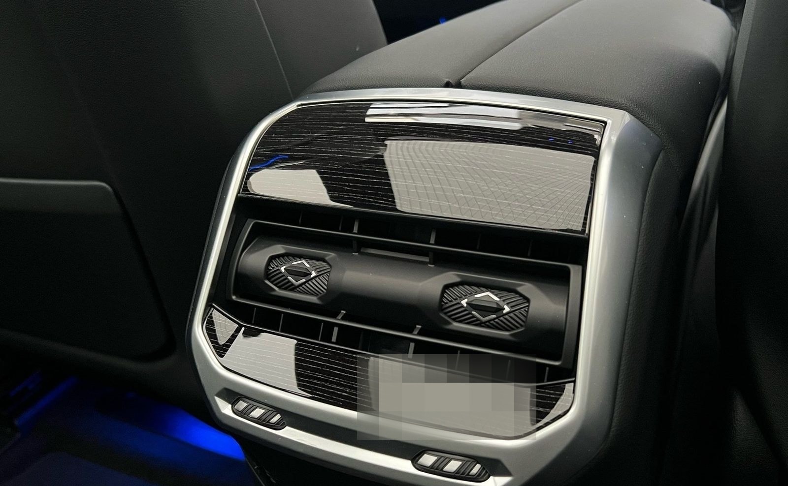 BMW 740d xDrive M Sport SkyPano DA/PA Prof Standhz. foto 11