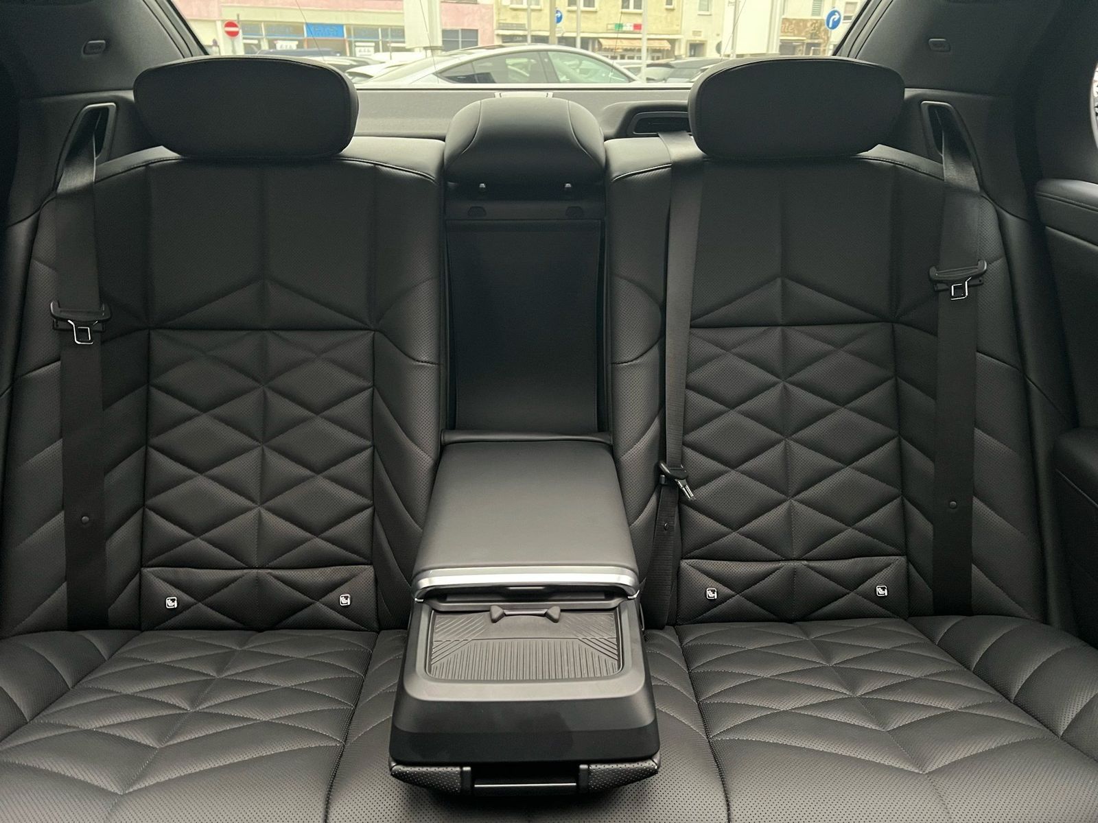 BMW 740d xDrive M Sport SkyPano DA/PA Prof Standhz. foto 12