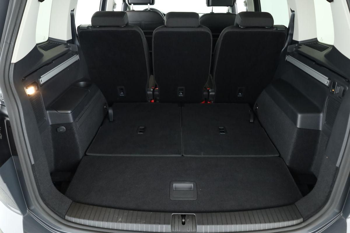 Volkswagen Touran 2.0 TDI DSG Highline R-Line 7 Pan Nav AHK foto 11