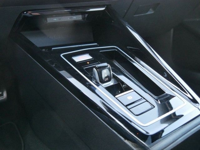 Volkswagen Golf VIII 2.0 TSI GTI DSG Clubsport Navi Pano Di foto 16