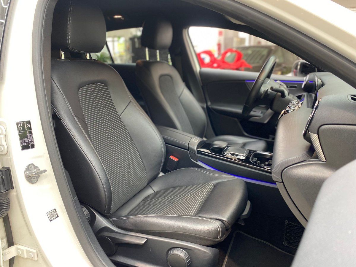 Mercedes-Benz A 200 Progressive Automatik Navi RueFaKa Ambient foto 15