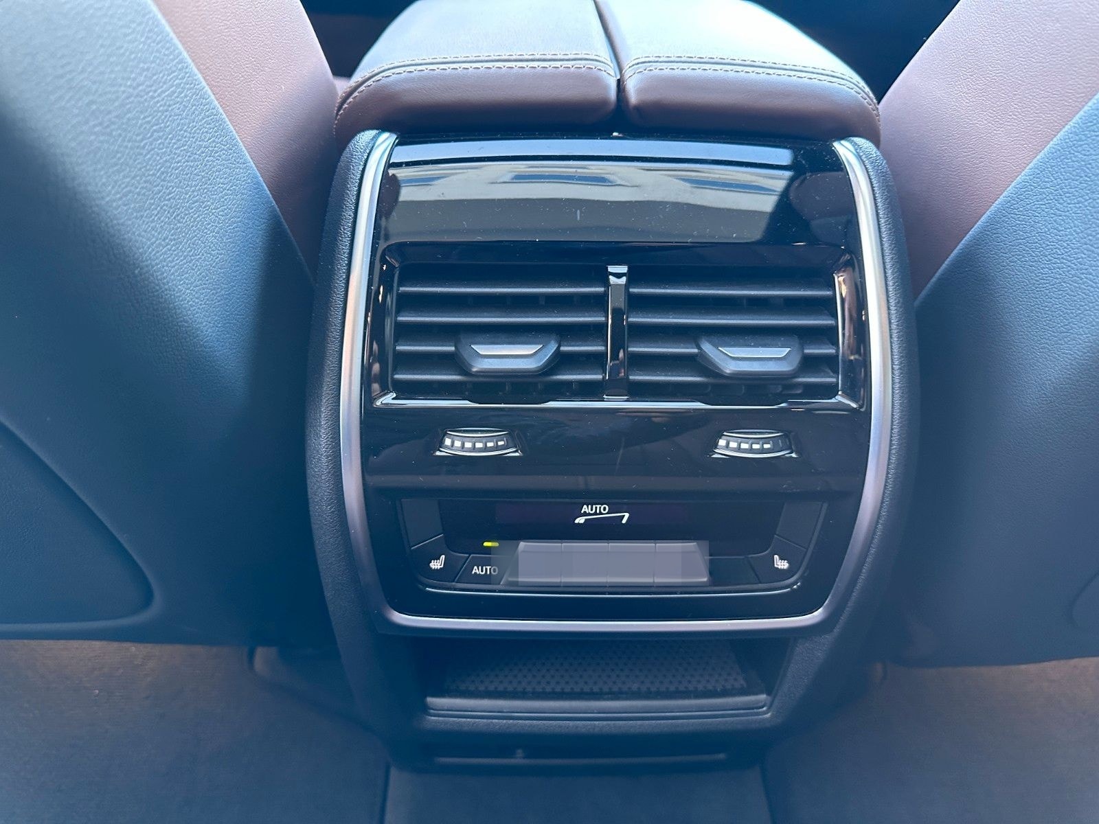 BMW X5 30d xDrive M Sport ACC,HUD,PANO,HARMAN,LUFT.. foto 23