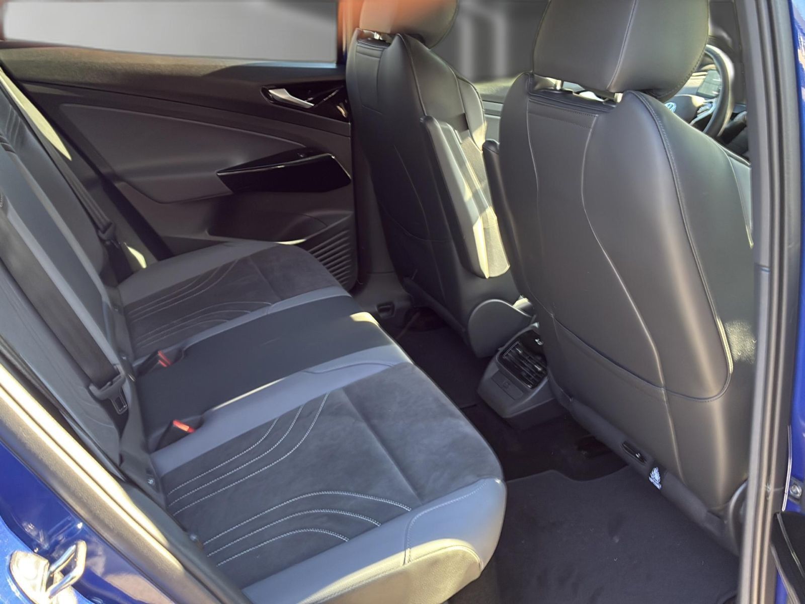 Volkswagen ID.5 Pro *IQ-MATRIX*R-CAM*WärmeP*ACC*NAV*SHZ* foto 17