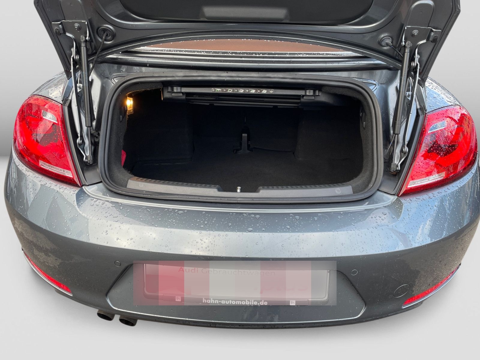 Volkswagen Beetle Cabriolet 1.4 TSI Karmann BMT DSG BiXenon foto 12