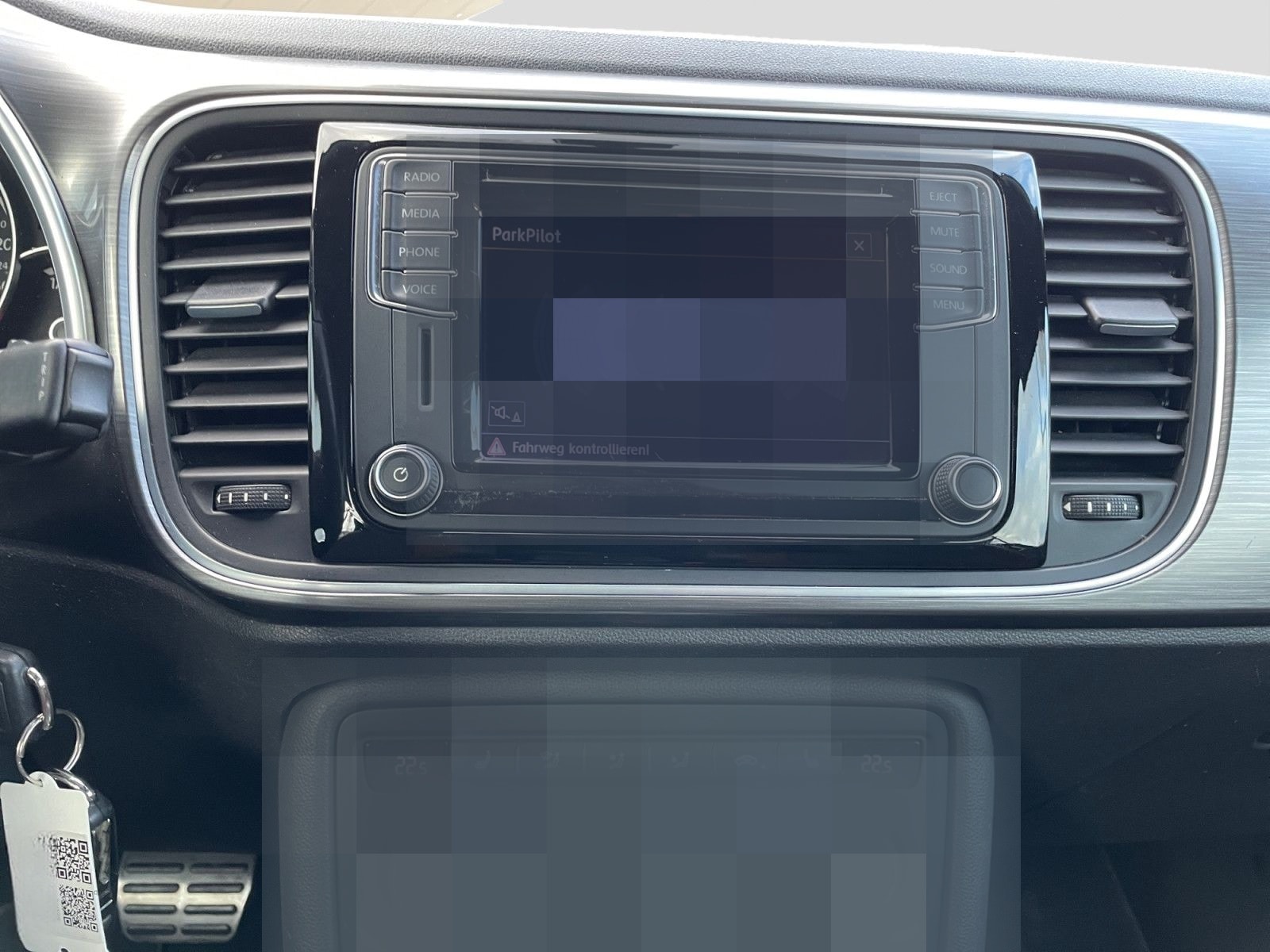 Volkswagen Beetle Cabriolet 1.4 TSI Karmann BMT DSG BiXenon foto 7