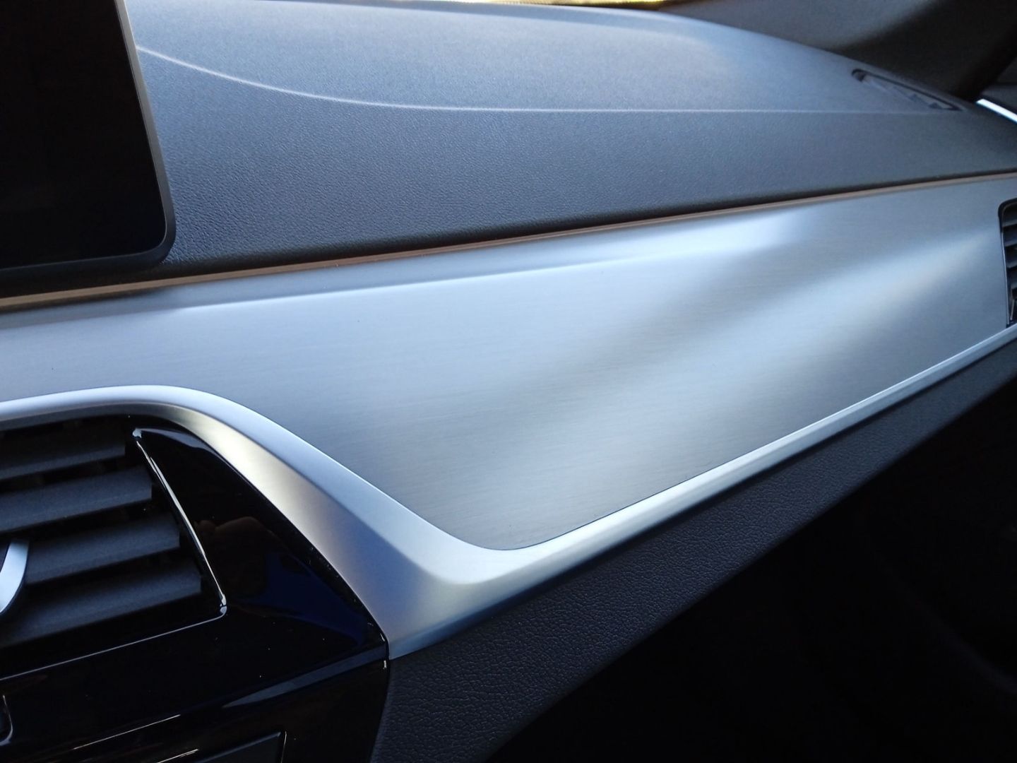 BMW 520 i Touring M Sport Aut. NAVI+DAB+HARMAN+SHZG+ foto 21