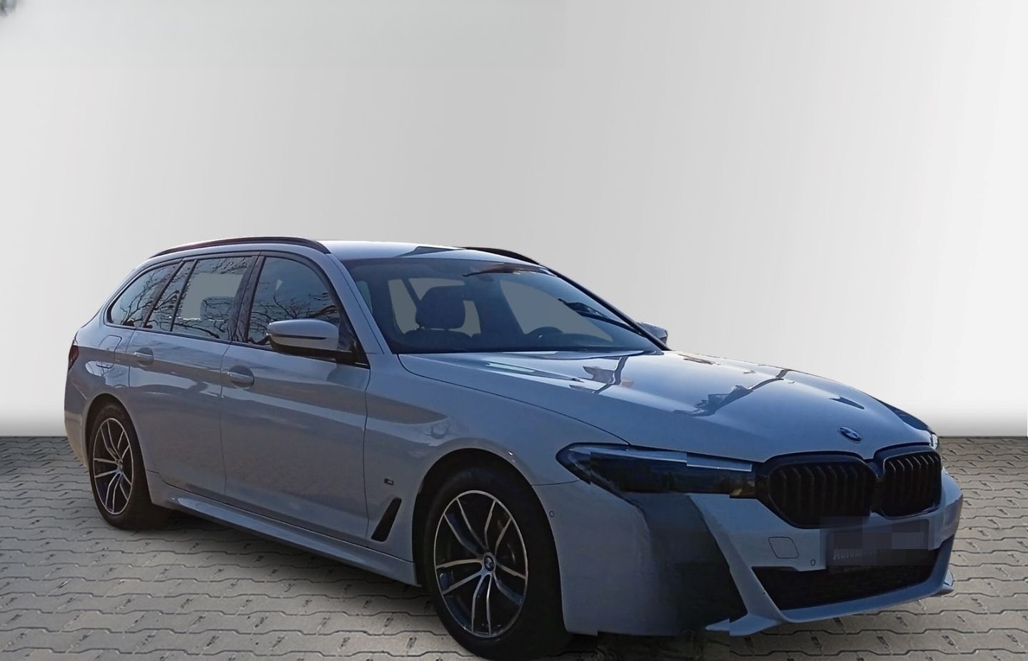 BMW 520 i Touring M Sport Aut. NAVI+DAB+HARMAN+SHZG+ foto 9