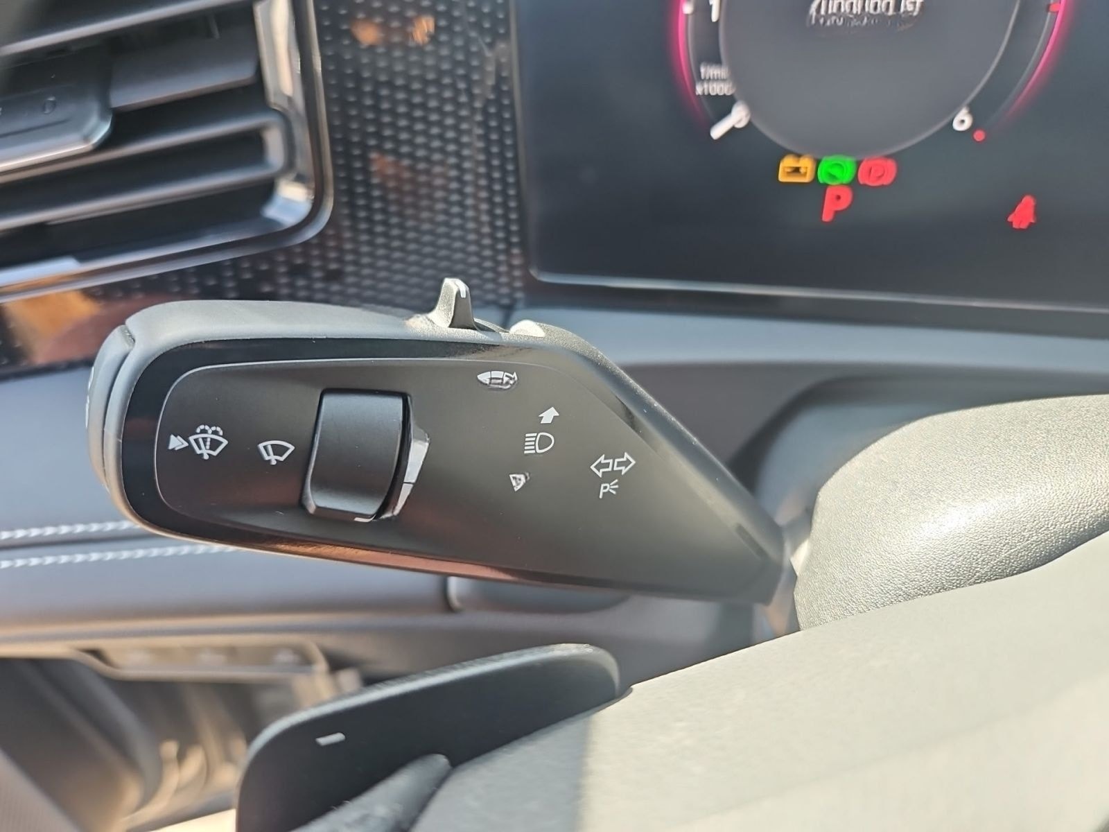 Volkswagen Tiguan GOAL 2.0TDI HUD+AHK+RFK+ACC+MatrixLED foto 21