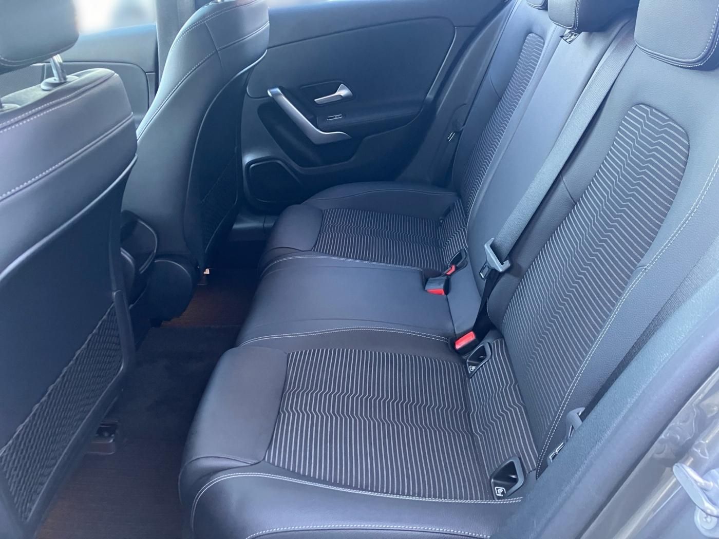 Mercedes-Benz A 180 d PROGRESSIVE+NIGHT+LED+AMBI+KAM+TOTWINKEL foto 8